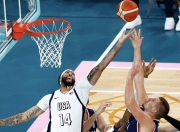 南宫娱乐-篮球球员庆祝胜利的方式多样独特