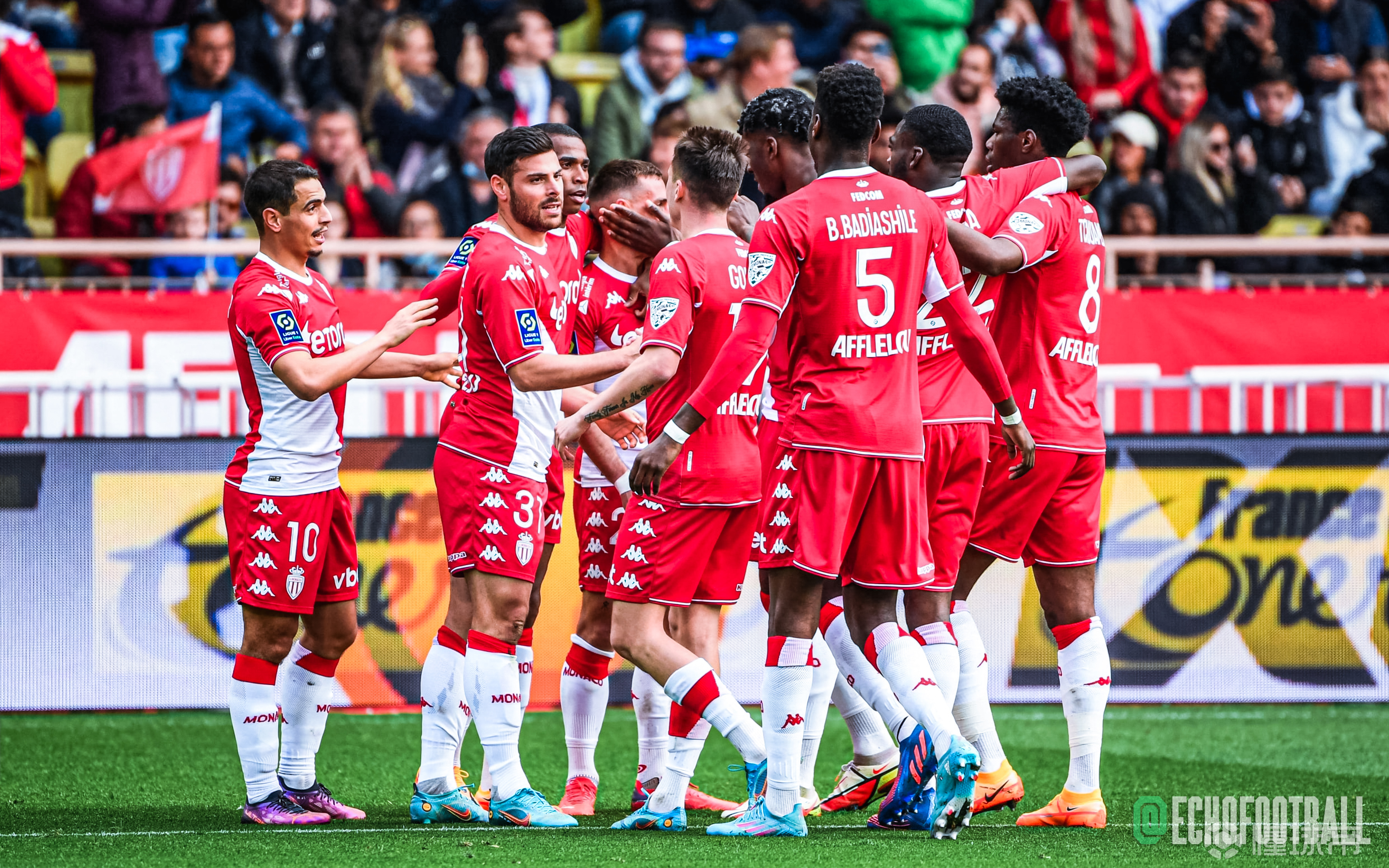 巴黎圣日耳曼队击败摩纳哥，继续豪取三分