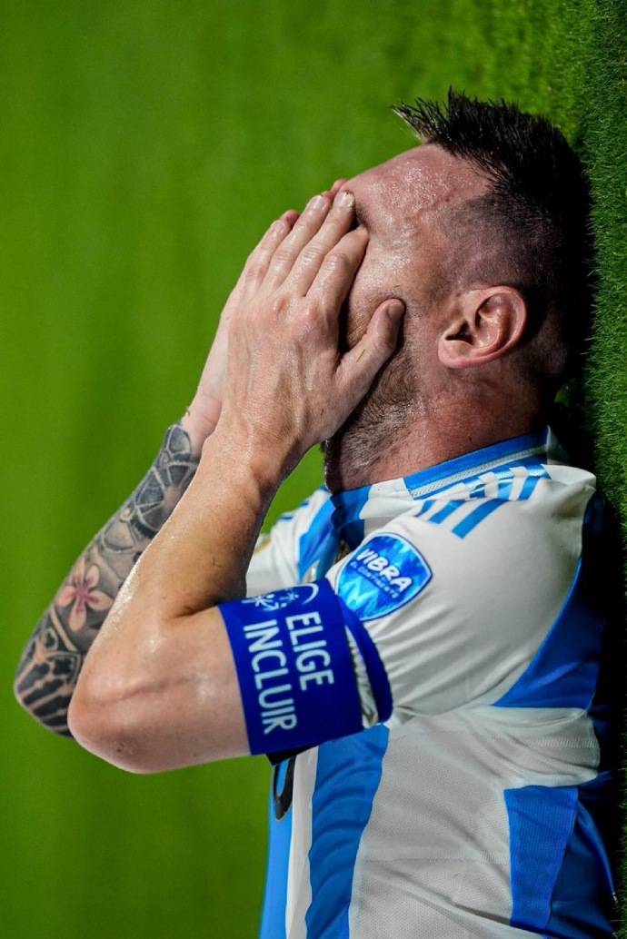 巴塞罗那悲情终幕，梅西无奈淘汰