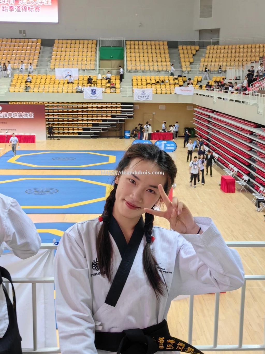 跆拳道女子单项冠军尽显神威
