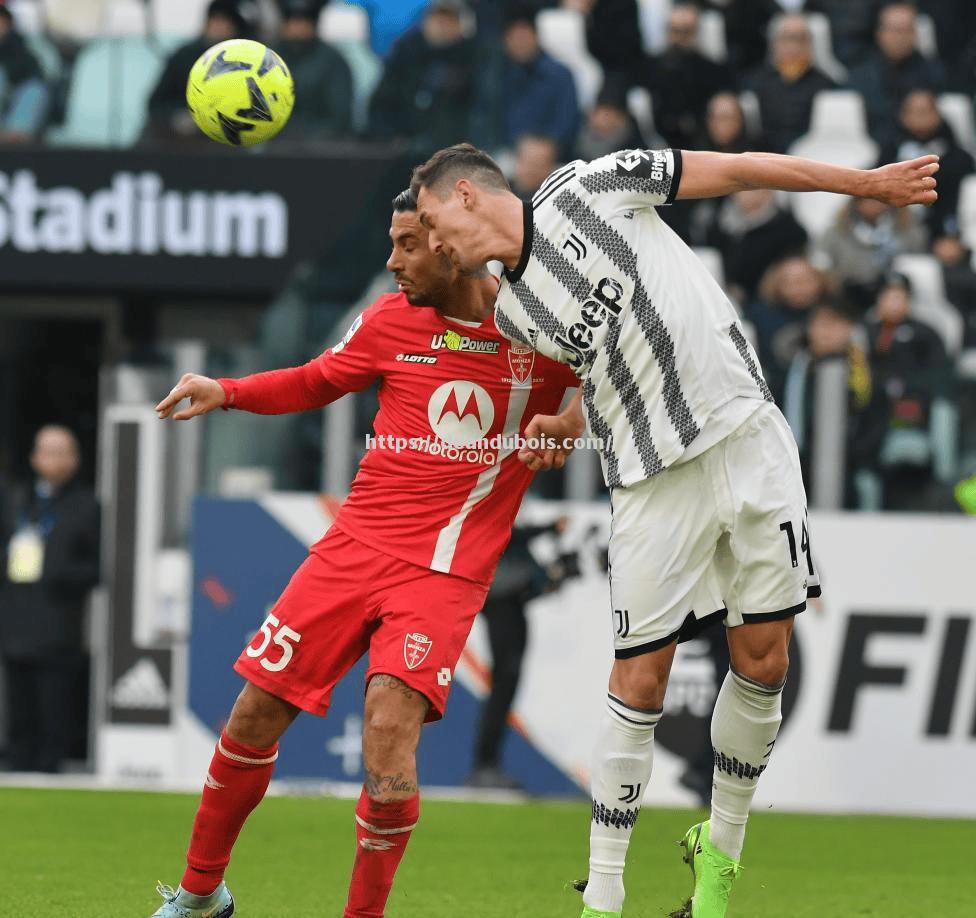 尤文图斯主场轻取对手，领先优势扩大